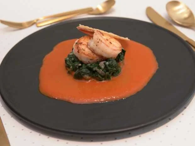 Garnelen mit Spinat und Räucherpaprikasoße - Rezept - Bild Nr. 2