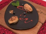 Rezept: Gorgonzola-Walnussbirne mit Kaffeekirschentee-Sorbet Bild Nr. 2 Gorgonzola-Walnussbirne mit Kaffeekirschentee-Sorbet - Rezept - Bild Nr. 2