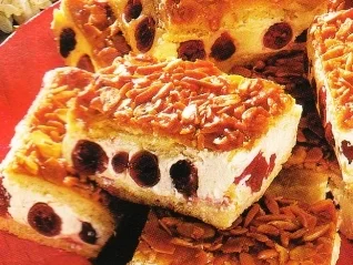 Kirsch Bienenstich - Rezept