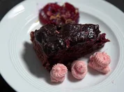 Schokoladenkuchen mit roter Bete und Schokoganache - Rezept - Bild Nr. 16857