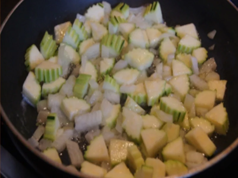 Eier in Senfsauce mit Zucchini-Tomaten-Gemüse und Drillingen - Rezept - Bild Nr. 16872