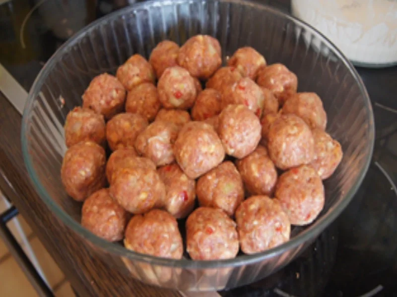 Frittierte Hackbällchen mit Gemüse-Curry und Basmatireis - Rezept - Bild Nr. 16869