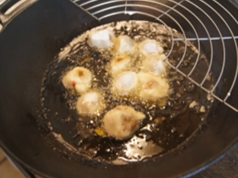 Frittierte Hackbällchen mit Gemüse-Curry und Basmatireis - Rezept - Bild Nr. 16872