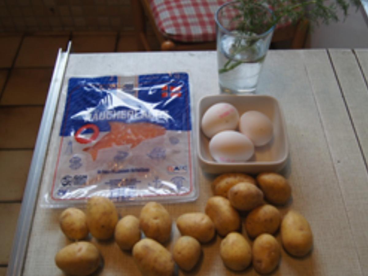 Eier in Sahne-Senf-Sauce mit geräucherten Lachs und Drillingen - Rezept - Bild Nr. 3