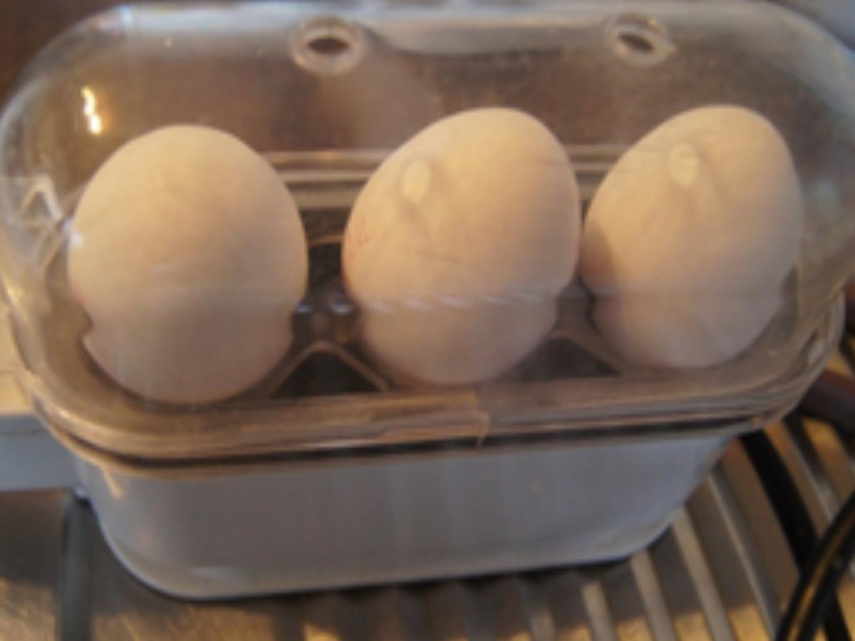 Eier in Sahne-Senf-Sauce mit geräucherten Lachs und Drillingen - Rezept - Bild Nr. 4