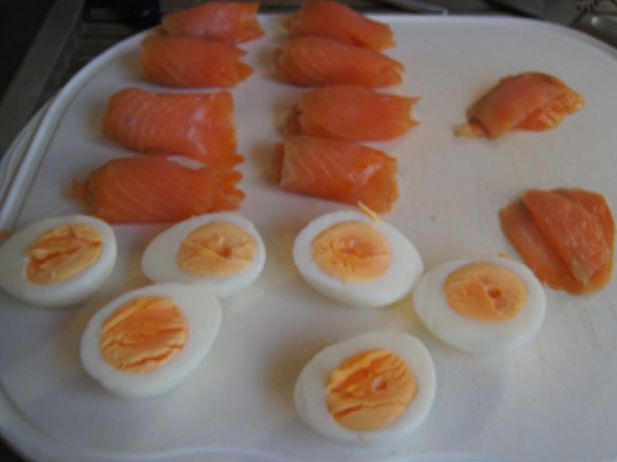 Eier in Sahne-Senf-Sauce mit geräucherten Lachs und Drillingen - Rezept - Bild Nr. 8
