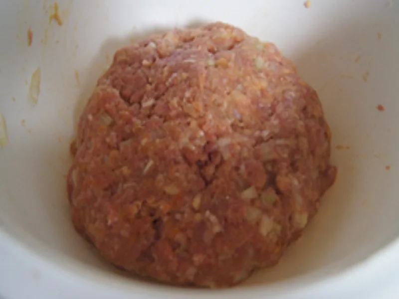 Rindfleisch-Frikadellen mit Erbsen-Möhren-Gemüse und Kartoffelstampf - Rezept - Bild Nr. 16867