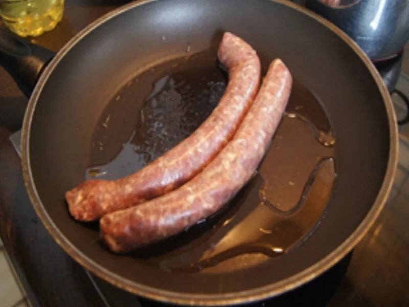 Wildschweinbratwürstchen mit Rotkohl und Kartoffelstampf - Rezept - Bild Nr. 4