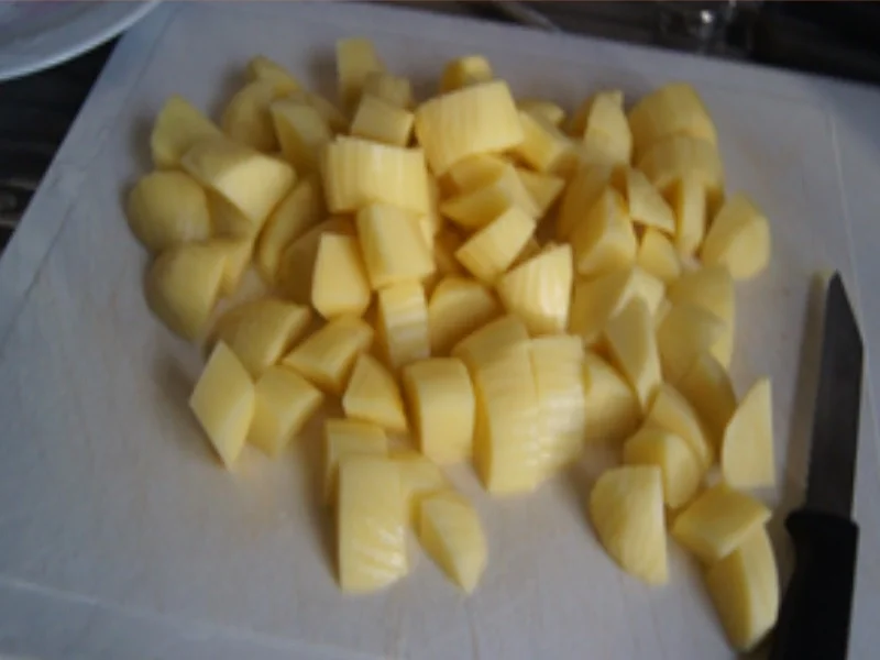 Wildschweinbratwürstchen mit Rotkohl und Kartoffelstampf - Rezept - Bild Nr. 8