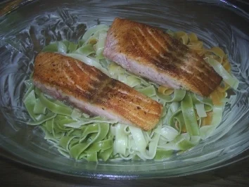 Rezept: Fisch - Überbackenes Lachsfilet Bild Nr. 3 Fisch - Überbackenes Lachsfilet - Rezept - Bild Nr. 3