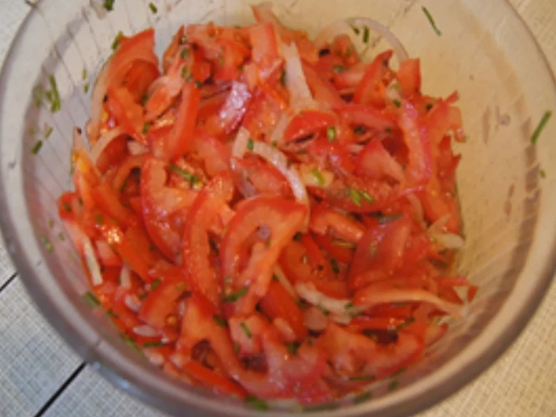 Schlemmerfilet mit Roma-Tomatensalat und Steinpilz-Kartoffelstampf - Rezept - Bild Nr. 7