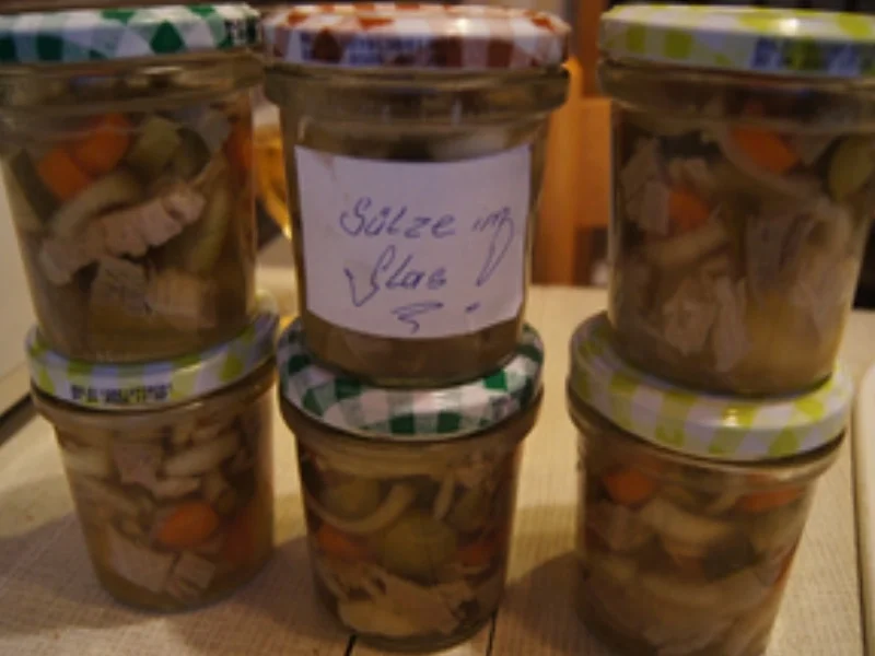 Rezept: Schweinenacken-Sülze Bild Nr. 2 Schweinenacken-Sülze - Rezept - Bild Nr. 2