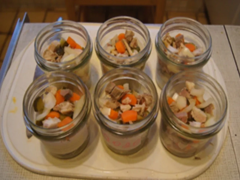 Rezept: Schweinenacken-Sülze Bild Nr. 5 Schweinenacken-Sülze - Rezept - Bild Nr. 5