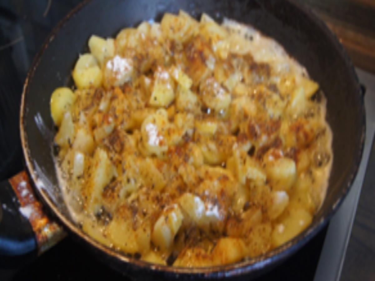 Matjesfilet mit leckeren Bratkartoffeln und Gurkensalat - Rezept - Bild Nr. 10