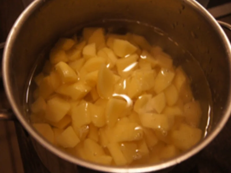 Gulaschsuppeneintopf - Rezept - Bild Nr. 16869