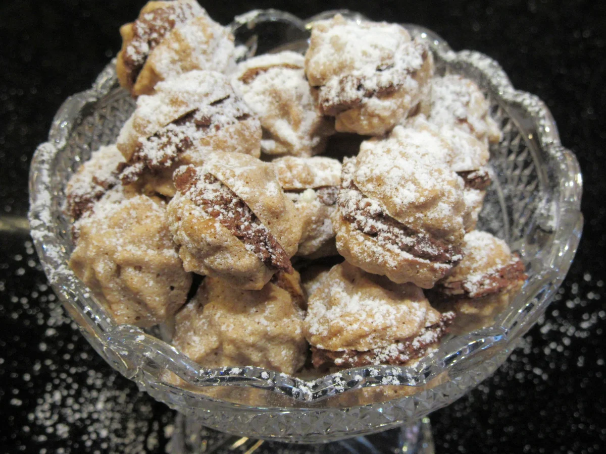 Rezept: Plätzchen: Baci di Noci Bild Nr. 16864 Plätzchen: Baci di Noci - Rezept - Bild Nr. 16864