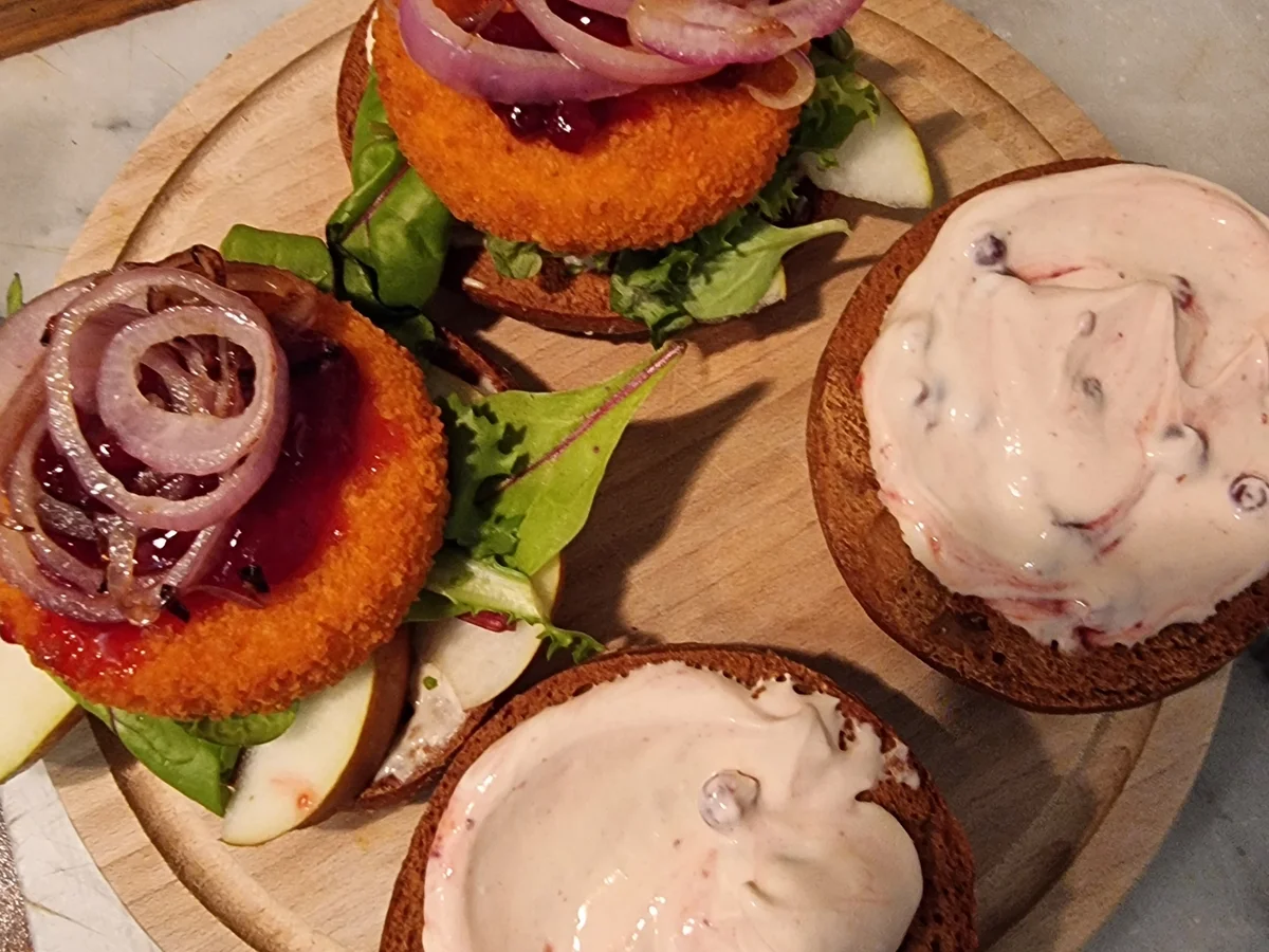 Camembert-Burger - Rezept - Bild Nr. 16883
