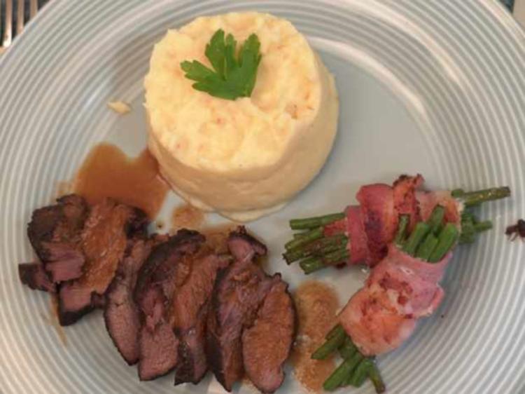 Kalbsbäckchen mit Kartoffelstampf - von Das perfekte Dinner