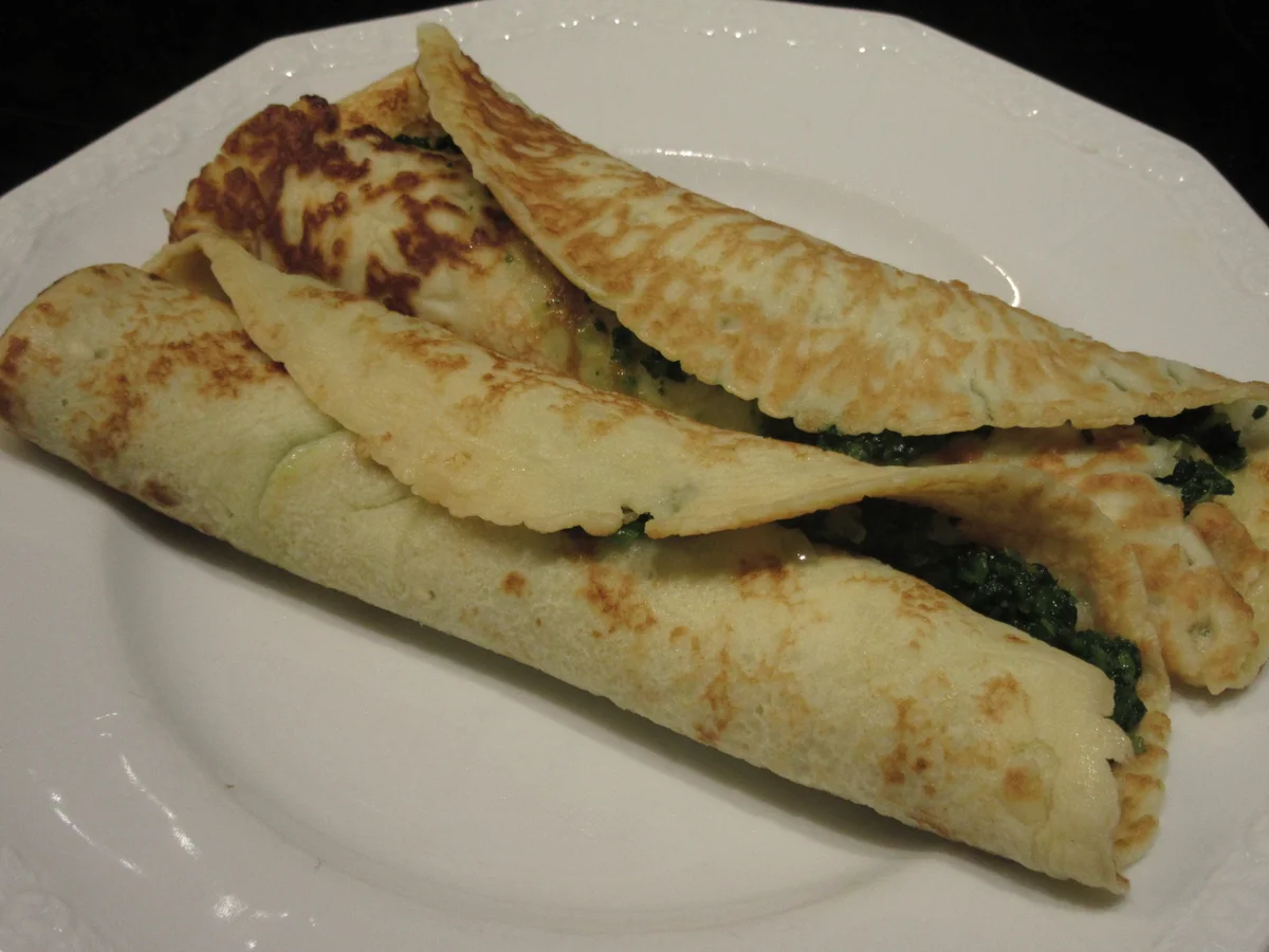 Rezept: Pfannkuchen: Spinatpfannkuchen auf Zacusca-Tomaten-Gemüse Bild Nr. 16891 Pfannkuchen: Spinatpfannkuchen auf Zacusca-Tomaten-Gemüse - Rezept - Bild Nr. 16891