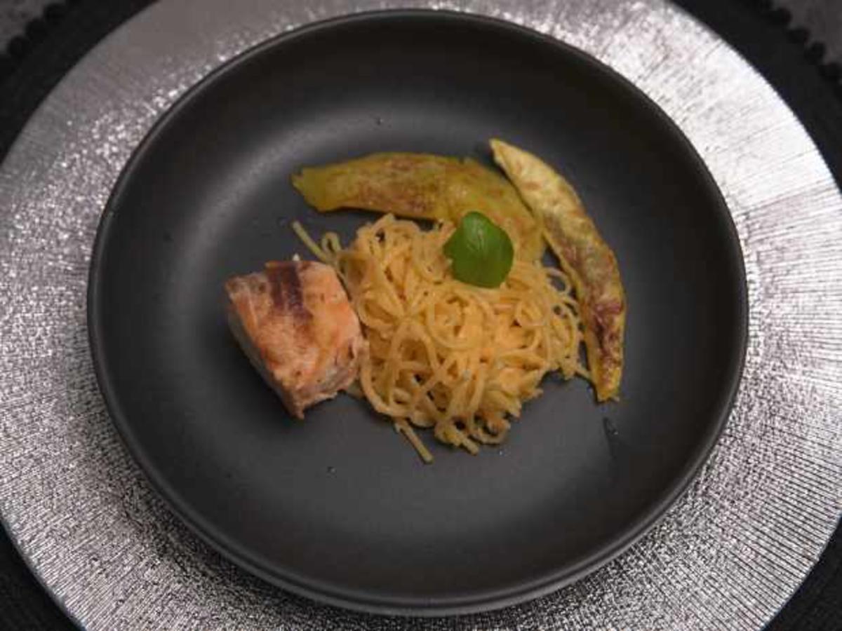 Lachs Spaghetti mit Knoblauch und Ei - von Das perfekte Dinner