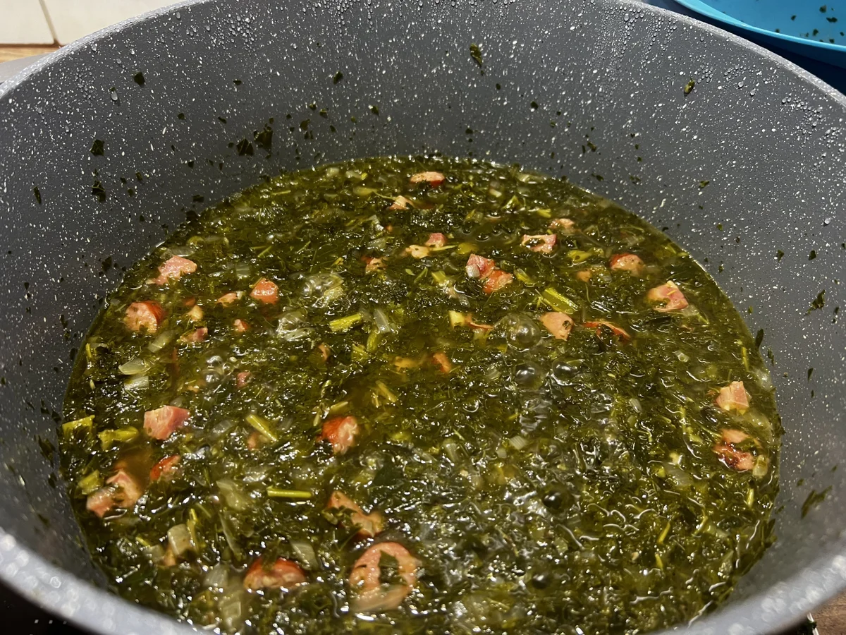 Oma's "Grünkohl untereinander", wenn sie ihn mal kochen "durfte"! - Rezept - Bild Nr. 16889