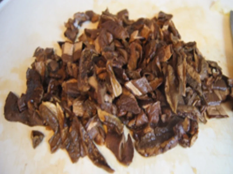 Sauerkraut mit Steinpilzen und Bratkartoffeln - Rezept - Bild Nr. 16891