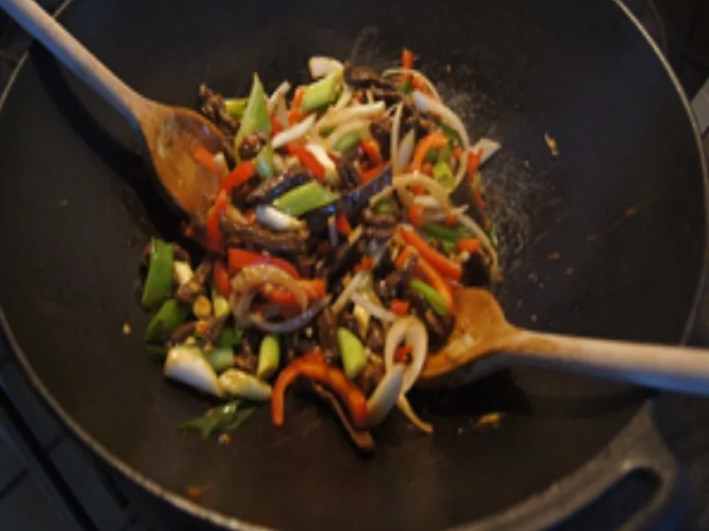 Rindfleisch mit Gemüse und Würzreis - Rezept - Bild Nr. 12