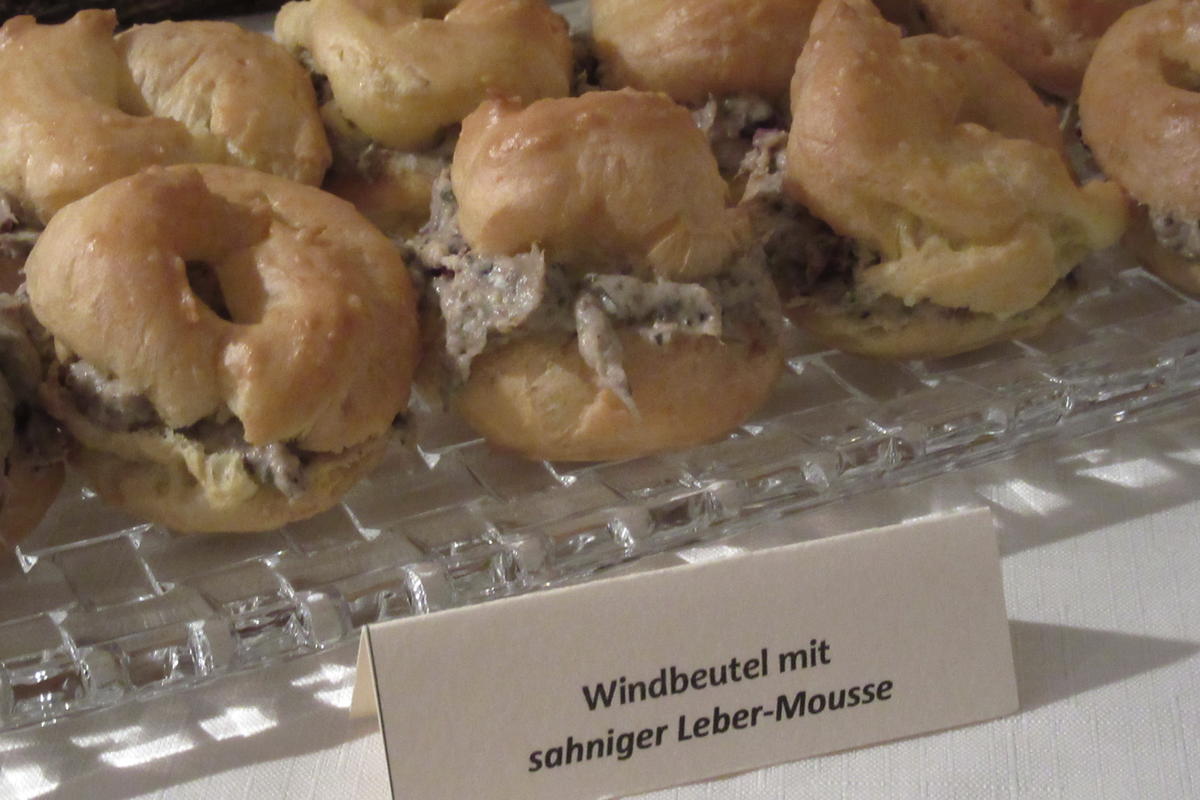 Fingerfood: Windbeutel mit Leber-Mousse - Rezept - Bild Nr. 2