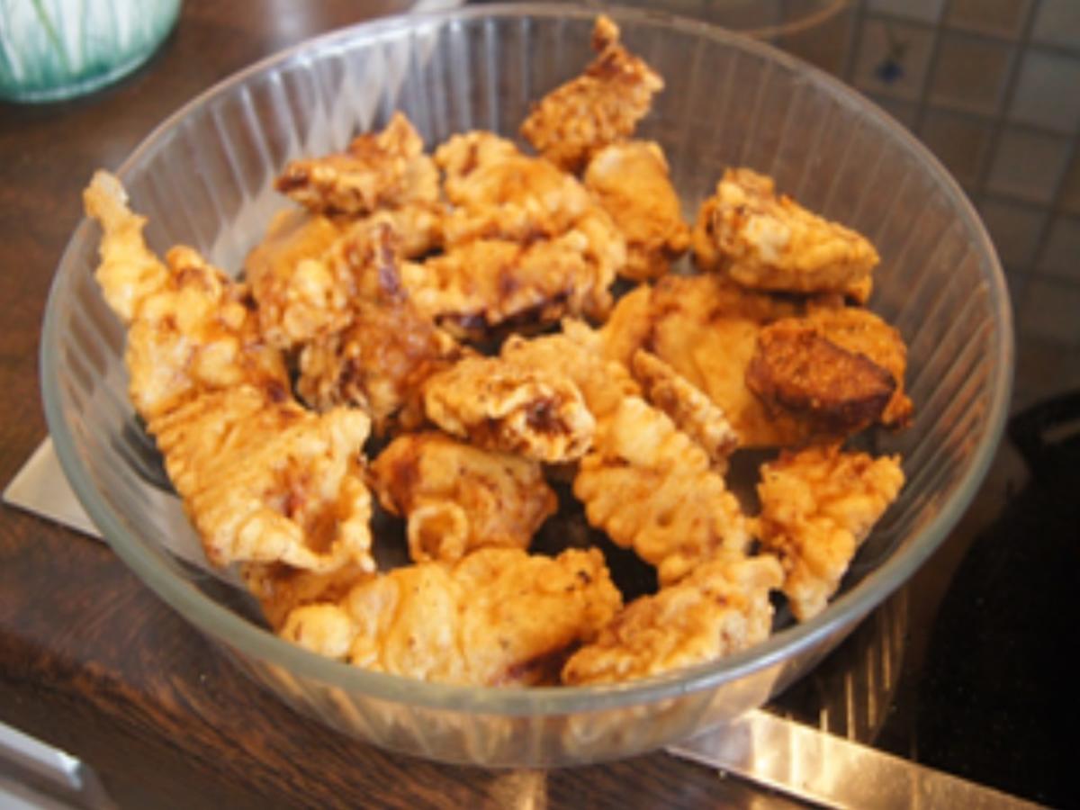 Frittiertes Schweinefilet auf Mie-Nudeln mit Sojabohnensprossen - Rezept - Bild Nr. 16896