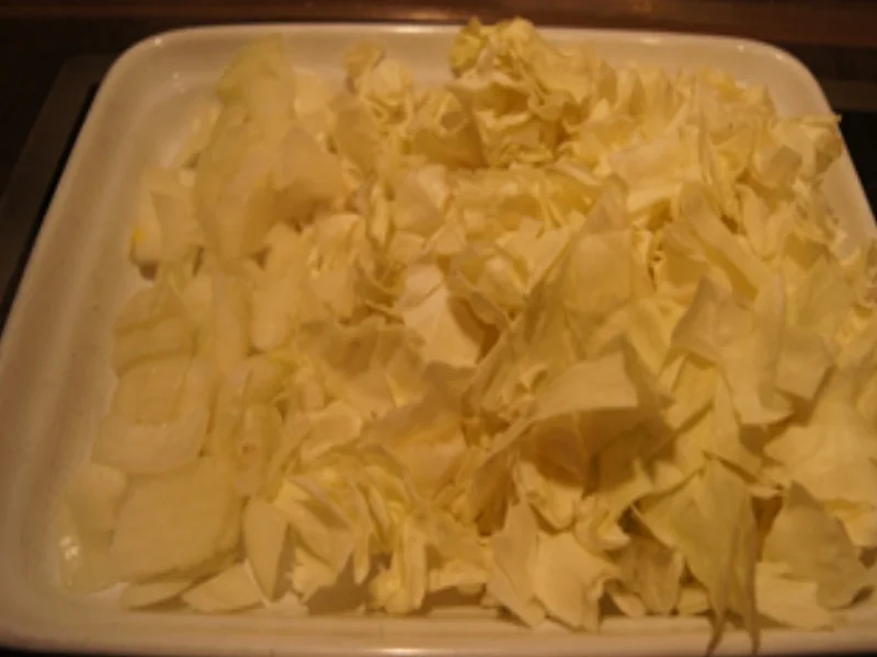 Nürnberger Rostbratwürstchen mit Rahm-Spitzkohl und Kartoffelstampf - Rezept - Bild Nr. 6