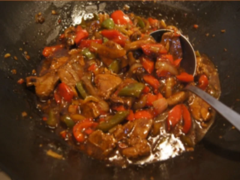 Schweinefilet mit Zwiebel-Paprika-Gemüse und Basmatireis - Rezept - Bild Nr. 16900