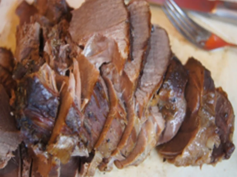 Rehkeule mit Rotweinsauce, Rotkohl und Kartoffelknödeln - Rezept - Bild Nr. 11