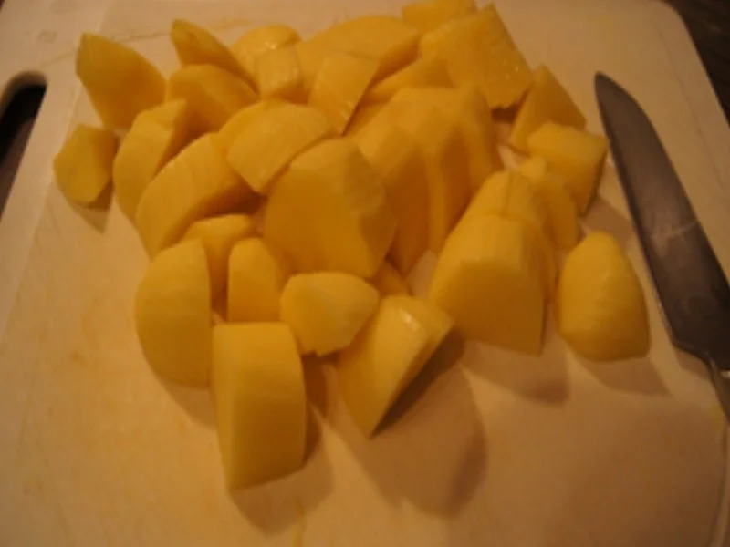 Nackenkotelett mit Kartoffelstampf und Rote-Bete-Salat - Rezept - Bild Nr. 12