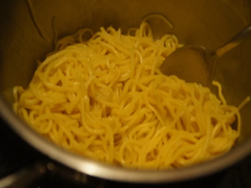 Rezept: Wok-Gemüsemix süß-sauer mit Eierstreifen und Mie-Nudeln Bild Nr. 16897 Wok-Gemüsemix süß-sauer mit Eierstreifen und Mie-Nudeln - Rezept - Bild Nr. 16897