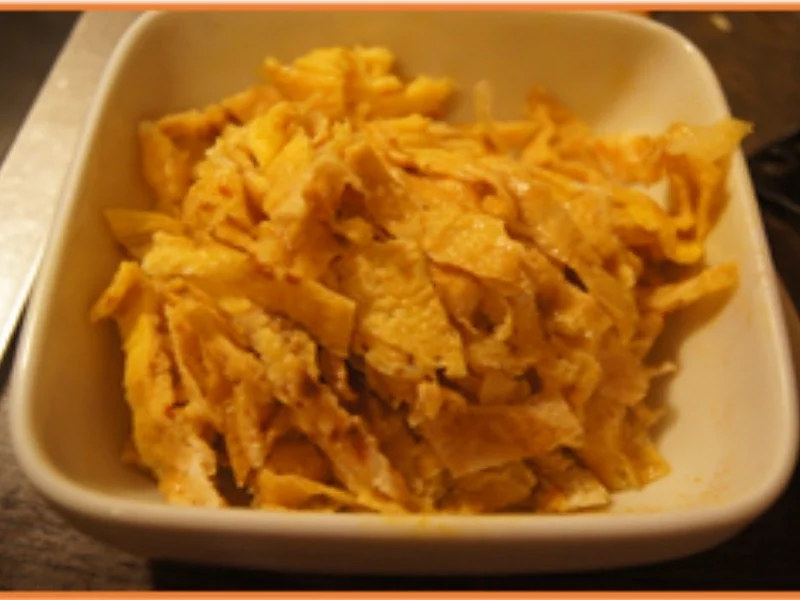 Rezept: Wok-Gemüsemix süß-sauer mit Eierstreifen und Mie-Nudeln Bild Nr. 16900 Wok-Gemüsemix süß-sauer mit Eierstreifen und Mie-Nudeln - Rezept - Bild Nr. 16900