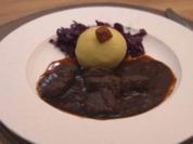 Rindergulasch mit Klößen - Rezept - Bild Nr. 16894