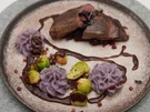Rehrücken mit Rübenrelish, Brombeersoße und blauem Kartoffelstampf - Rezept - Bild Nr. 16895