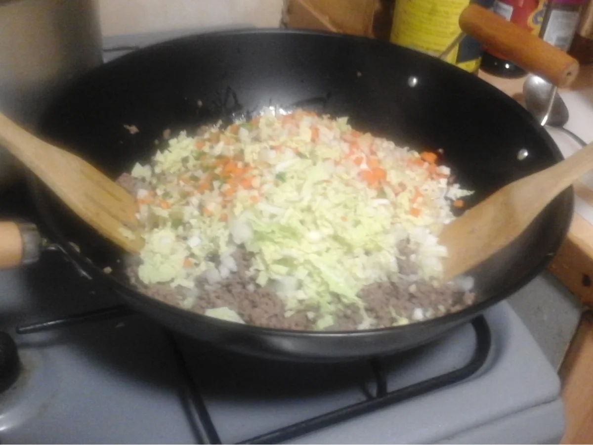 Spaghetti mit Mett-Gemüse-Sauce - Rezept - Bild Nr. 16901