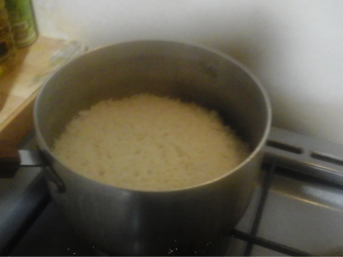 Wok-Gemüse mit Hähnchenfleisch, Ei und Basmatireis - Rezept - Bild Nr. 16901