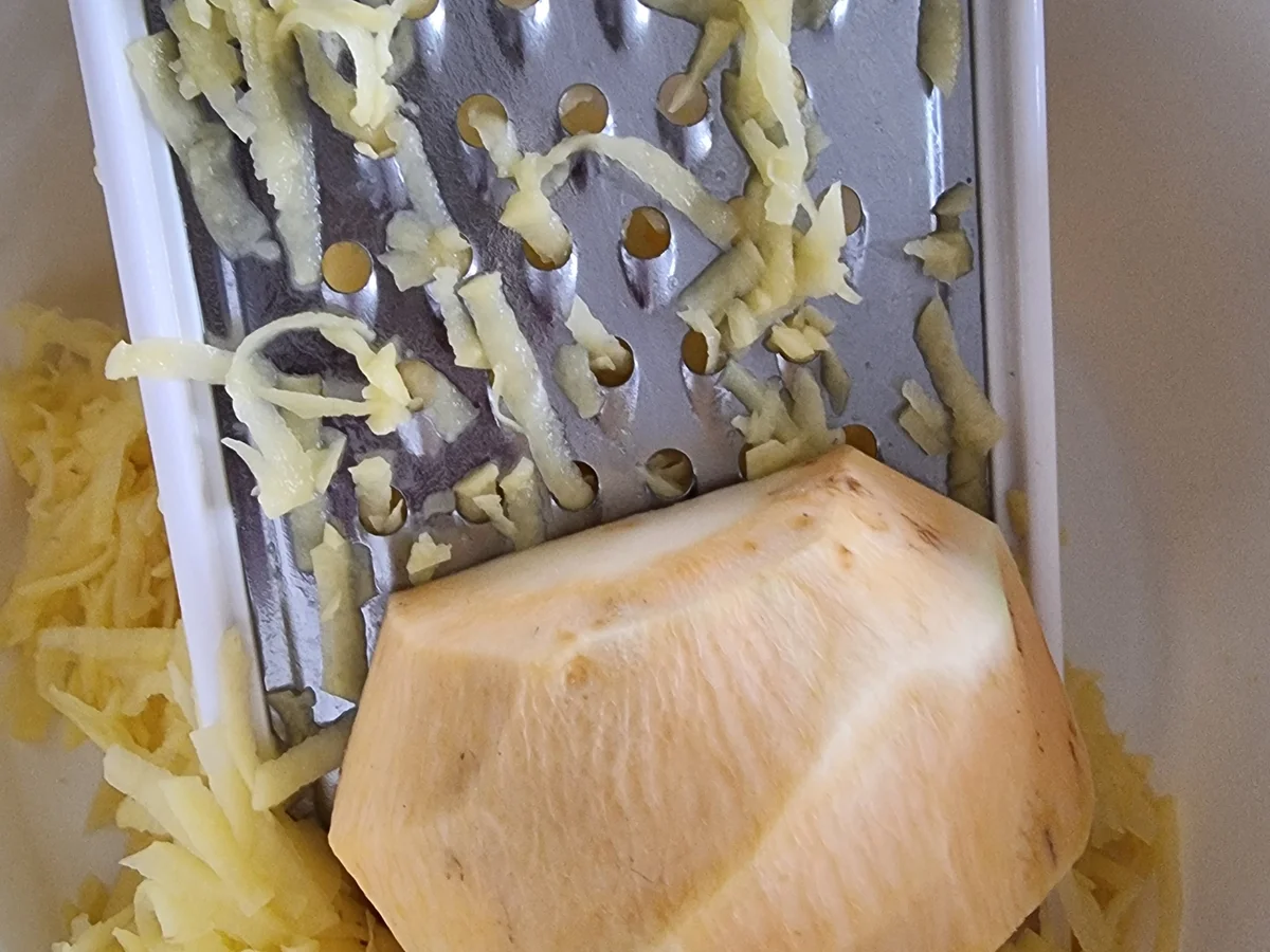 Rezept: Kartoffel-Steckrüben-Rösti mit Fenchelsalat Bild Nr. 16898 Kartoffel-Steckrüben-Rösti mit Fenchelsalat - Rezept - Bild Nr. 16898