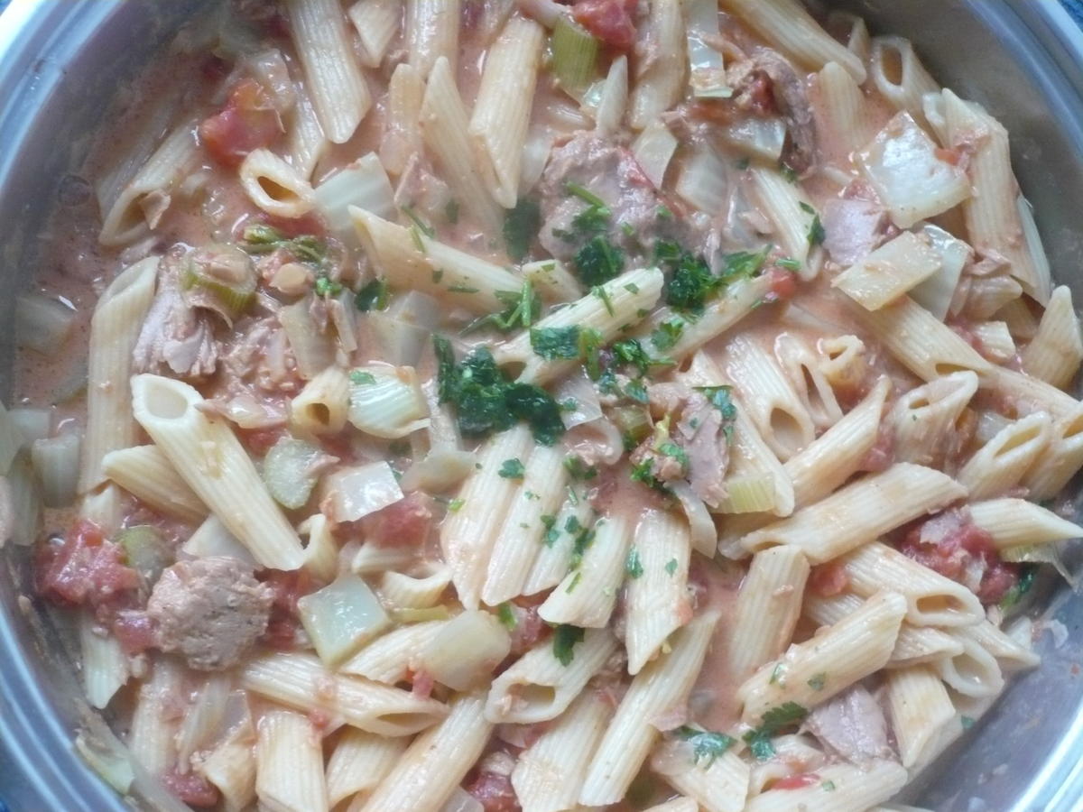 Pasta mit Thunfisch- Fenchel-Sauce - Rezept - Bild Nr. 16896