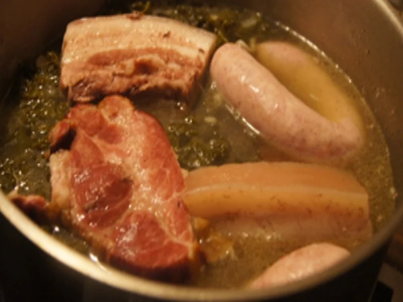 Brauner Kohl 2024 mit deftiger Beilage und Salzkartoffeln - Rezept - Bild Nr. 16910