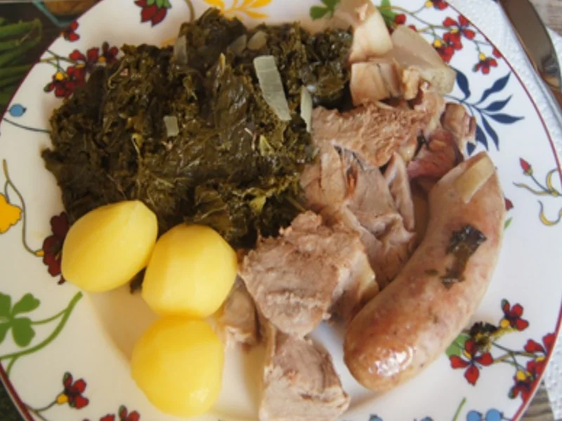 Brauner Kohl 2024 mit deftiger Beilage und Salzkartoffeln - Rezept - Bild Nr. 16914