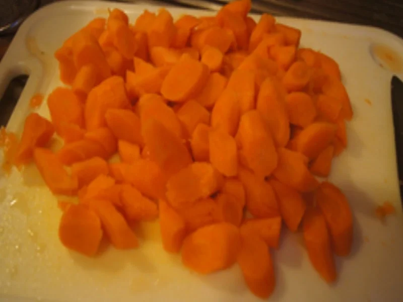 Würzige Möhren-Sellerie-Kartoffel-Suppe mit Ingwer - Rezept - Bild Nr. 6