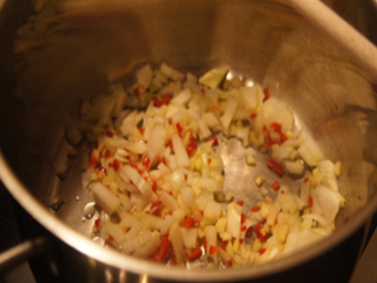 Würzige Möhren-Sellerie-Kartoffel-Suppe mit Ingwer - Rezept - Bild Nr. 9