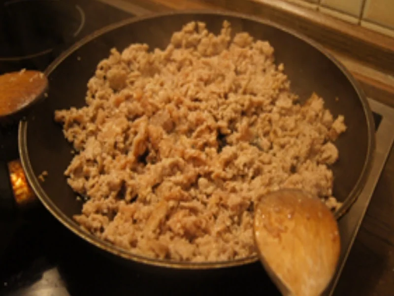 Rezept: Butternut-Kürbis mit Chili-con-Carne-Füllung Bild Nr. 6 Butternut-Kürbis mit Chili-con-Carne-Füllung - Rezept - Bild Nr. 6