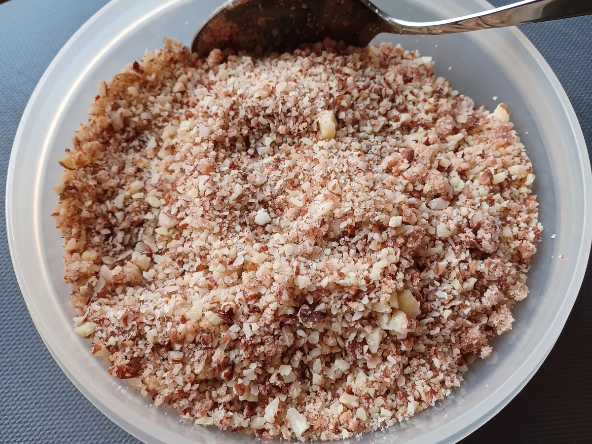 Gebrannte Mandel-Sahne-Torte mit Kirschen - Rezept - Bild Nr. 16905