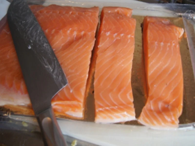 Lachs mit Rahmrosenkohl und Drillingen - Rezept - Bild Nr. 4