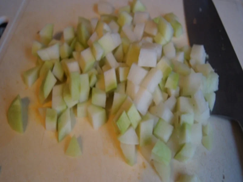Kohlrabi-Schnitzel mit Erbsen-Kohlrabi-Rahm-Gemüse und Pellkartoffel-Drillingen - Rezept - Bild Nr. 16912