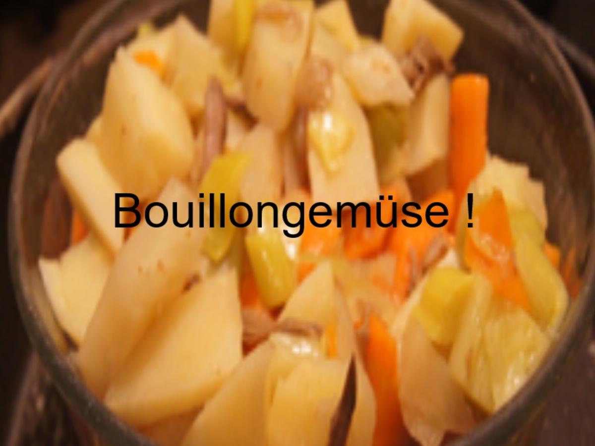 Tafelspitz mit Bouillon-Gemüse, Meerrettichsauce und Kartoffel-Bratlingen - Rezept - Bild Nr. 8